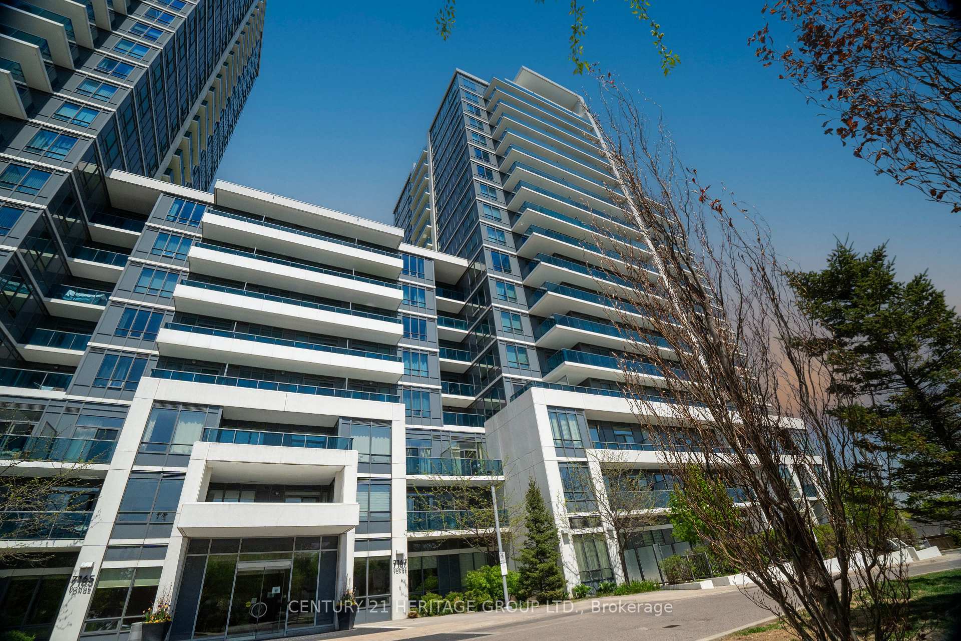 Photo de la propriété:  7165 Yonge Street 1615  ON L3T 0C9 