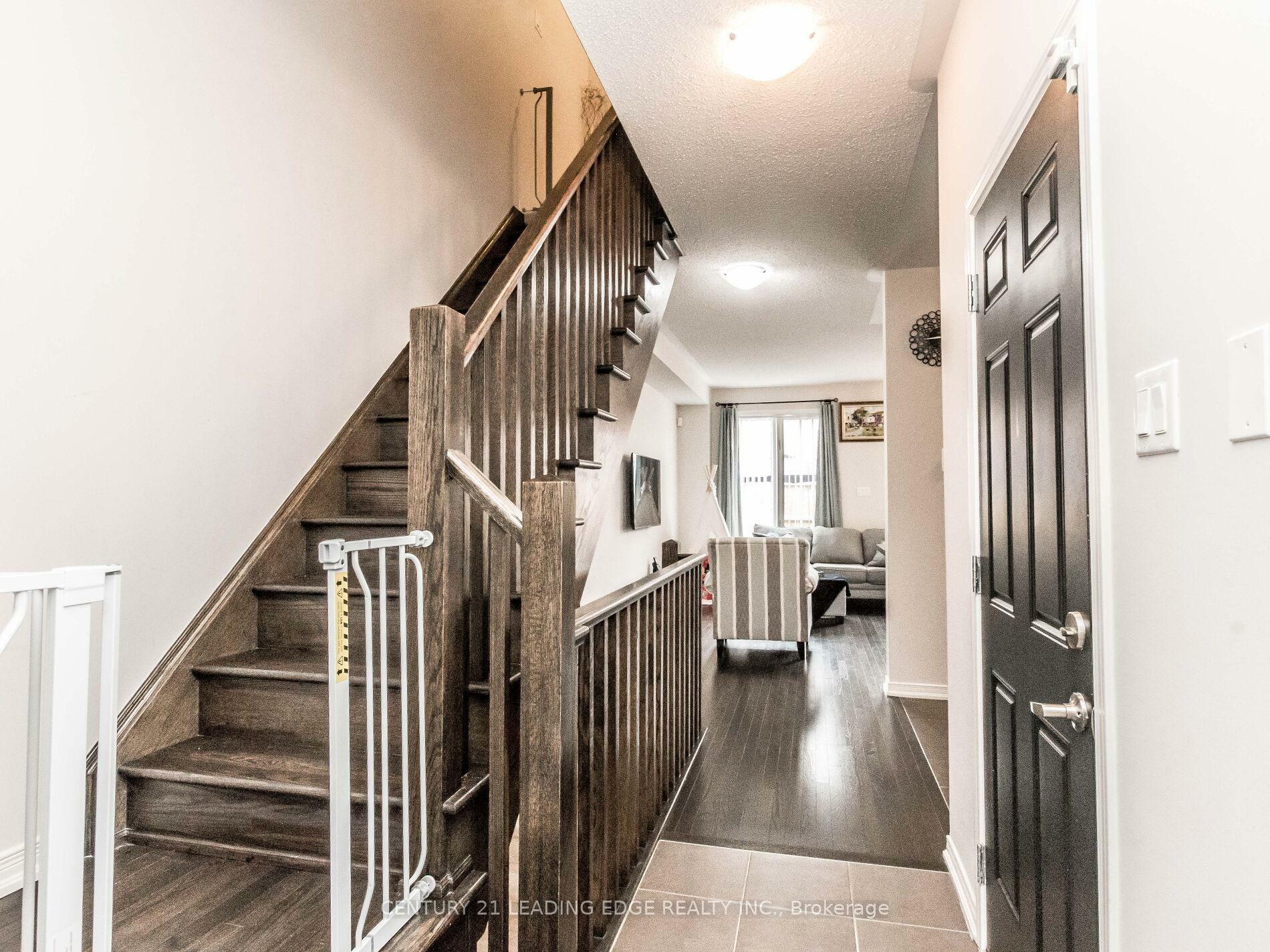 Property Photo: 21 Utopia Way ON L6P 4A6