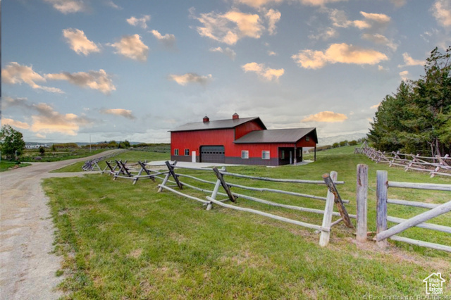 Property Photo: 8819 Highfield Rd 61 UT 84098