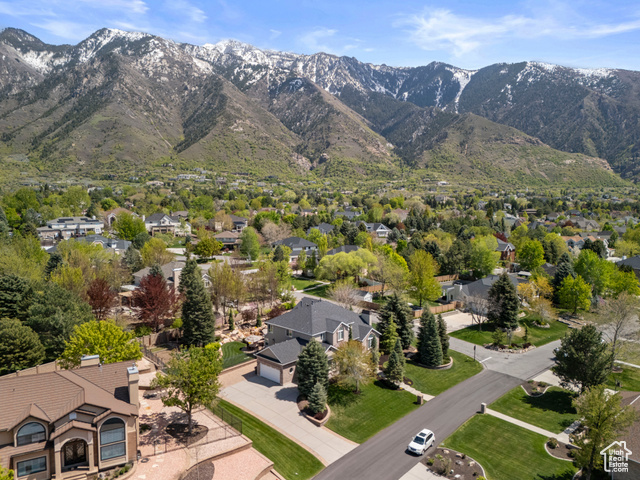 Property Photo: 11 Wanderwood Way UT 84092