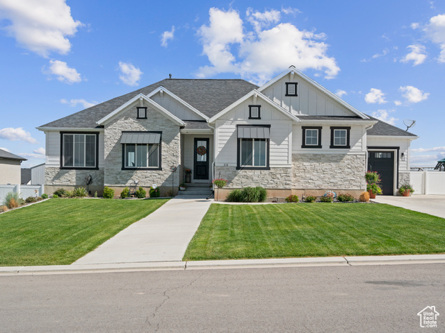 Property Photo: 318 W 700 S UT 84645