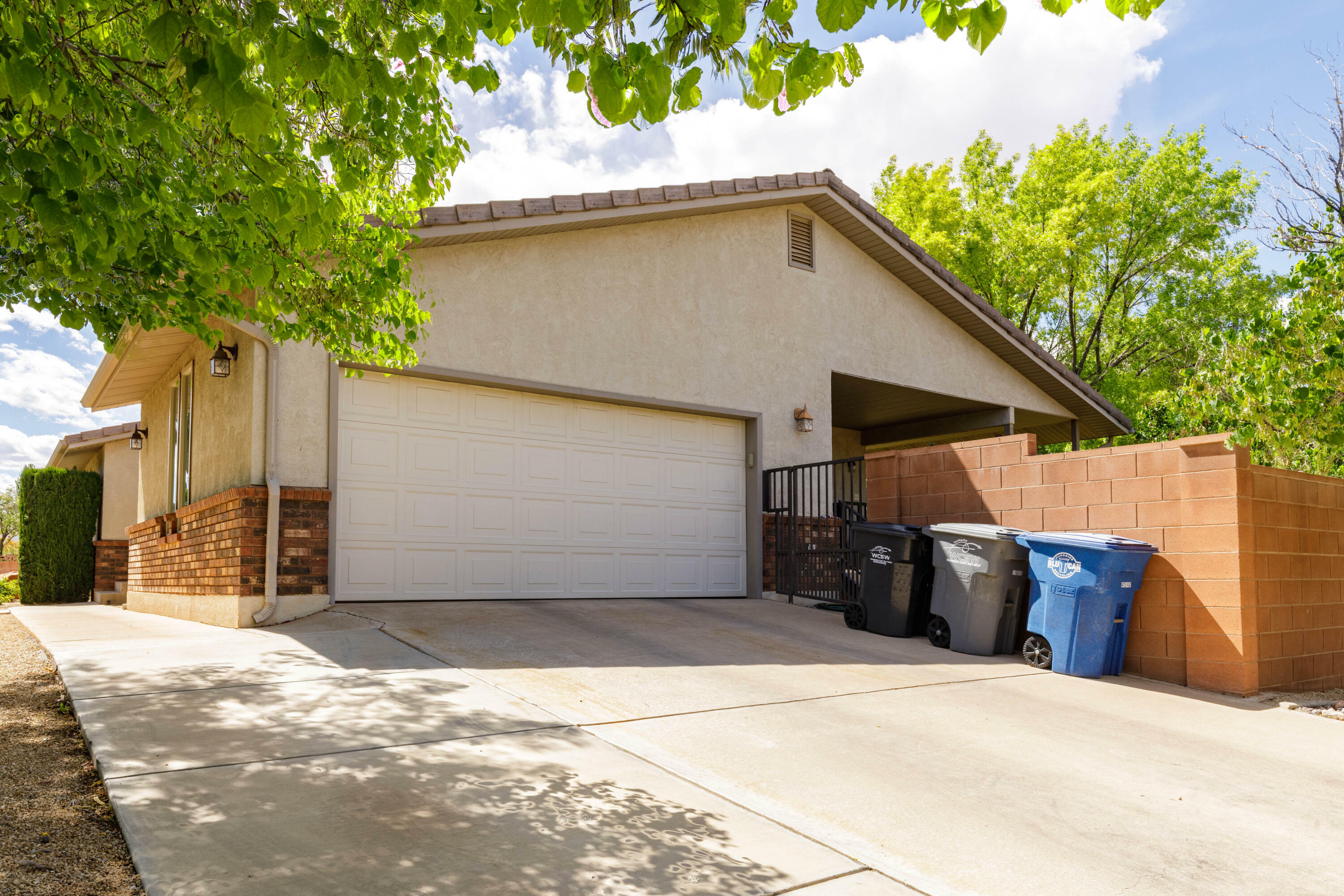 Property Photo: 2992 W Canyon View Dr UT 84765
