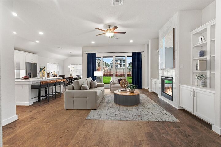 Property Photo:  422 Sitlington Lane  TX 78738 