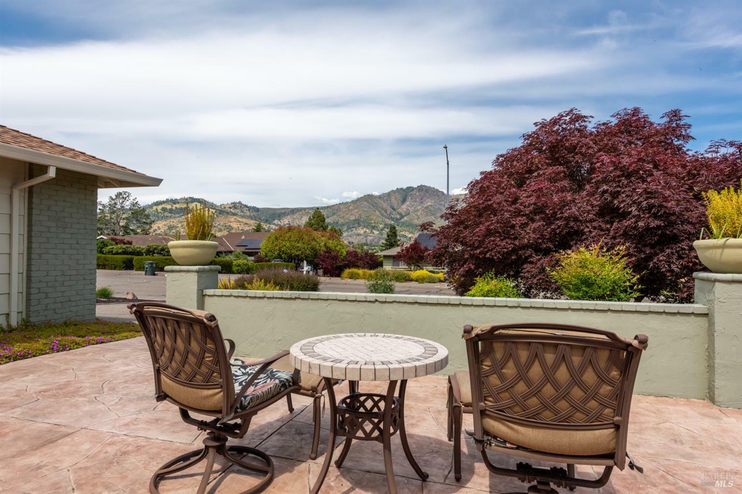 Property Photo: 7362 Oakmont Drive CA 95409