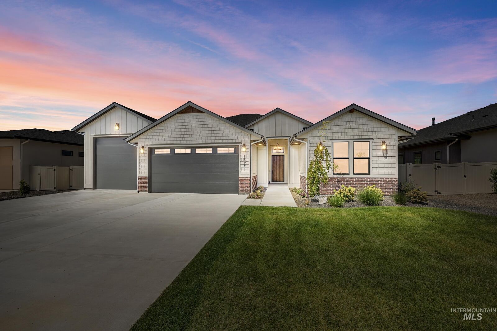 Property Photo:  3496 W Parodin St  ID 83616 