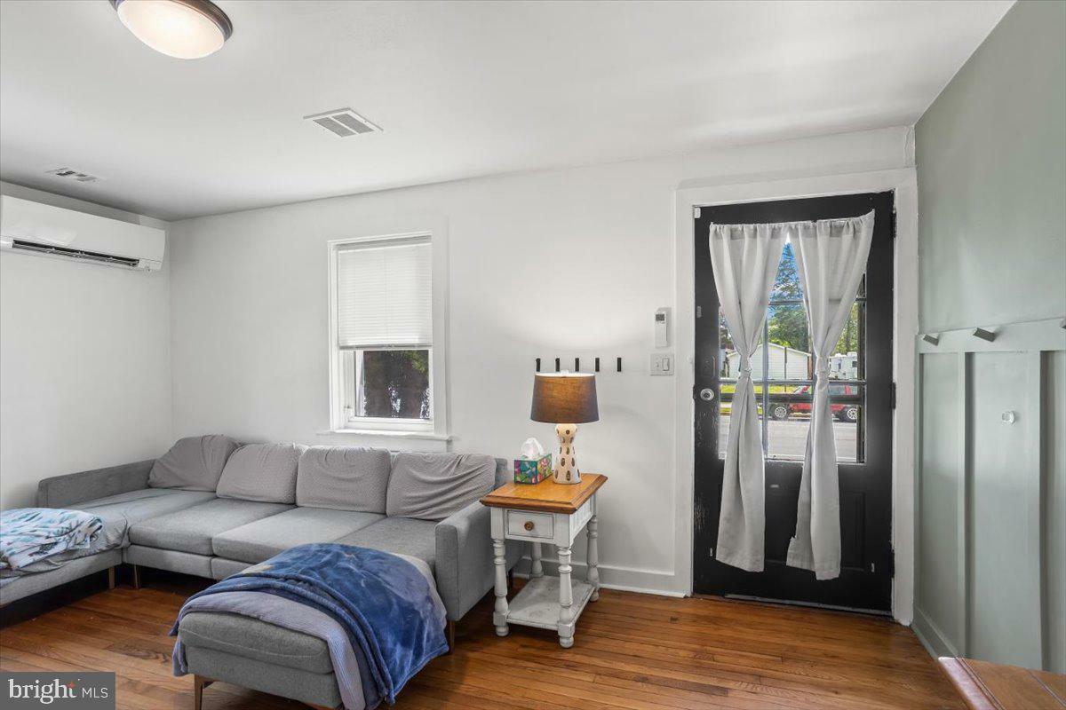 Property Photo: 801 W Cherry Street PA 17078