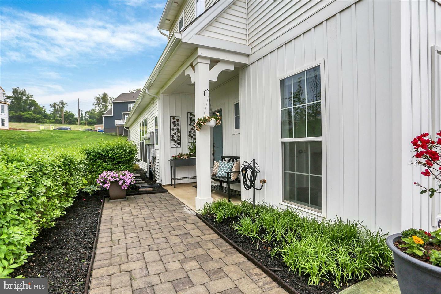 Property Photo: 3118 Grove Court PA 17055