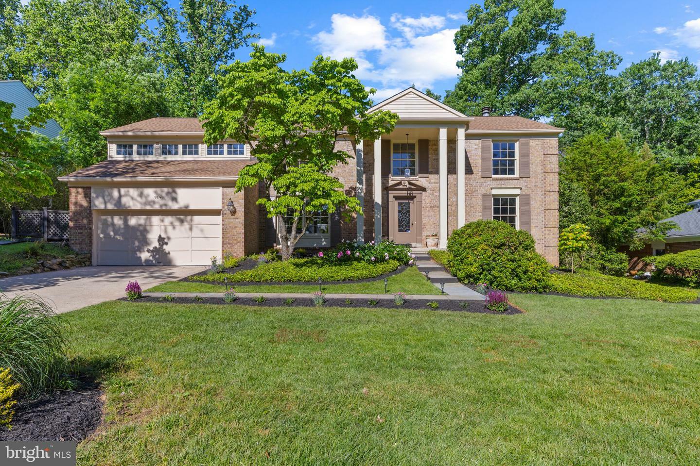Property Photo: 10814 Hob Nail Court MD 20854