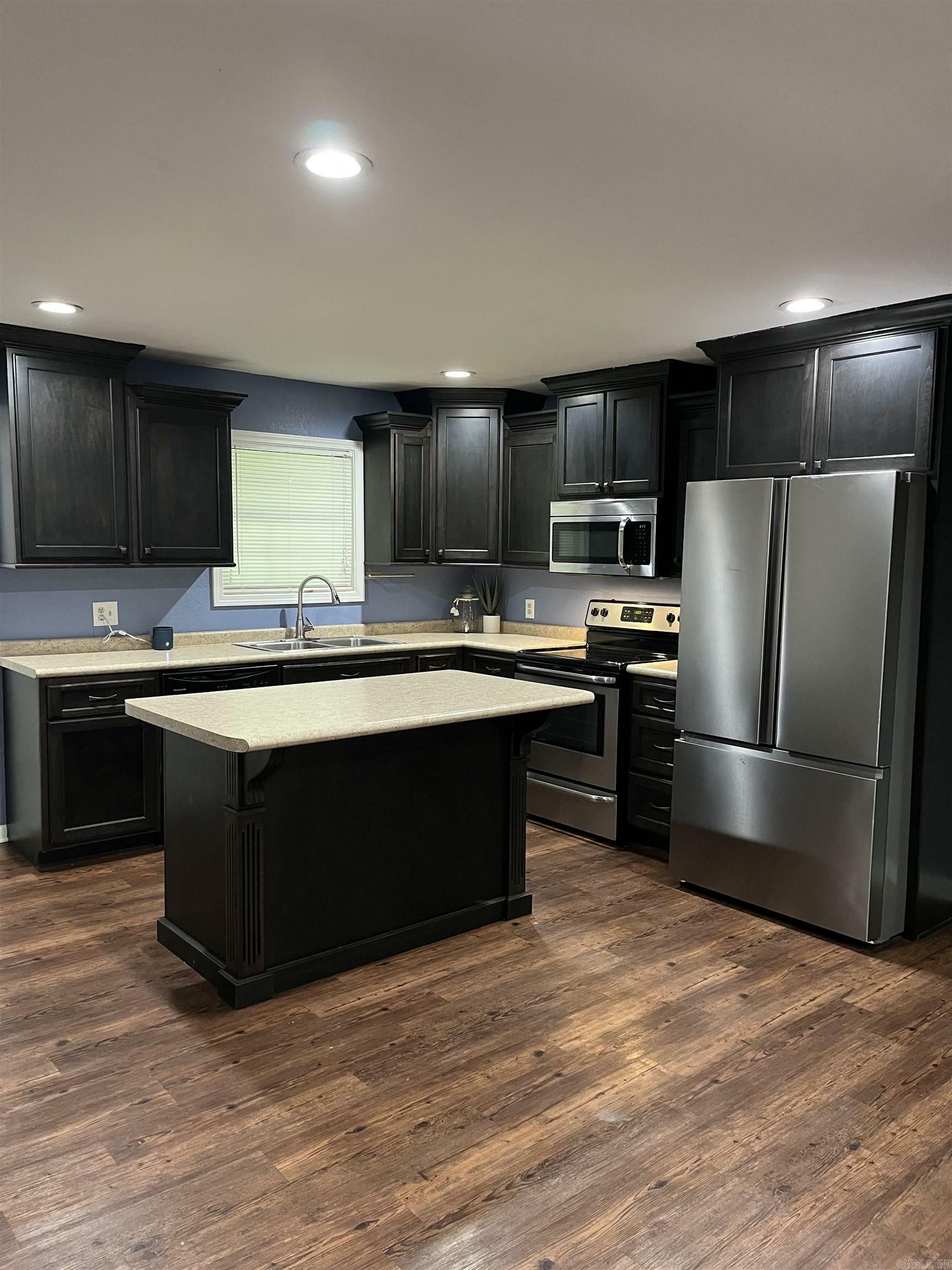 Property Photo: