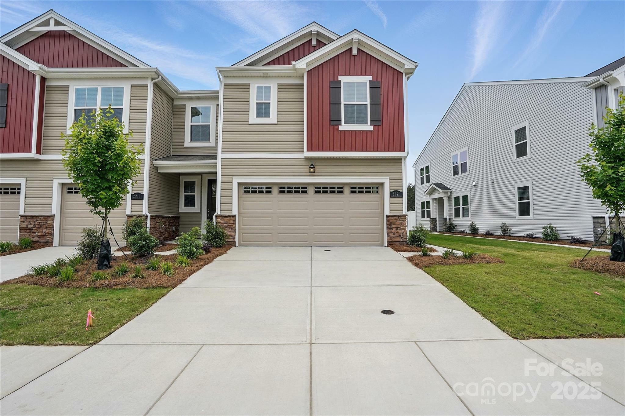 2021 Vinyasa Lane Sts-41  Charlotte NC 28215 photo