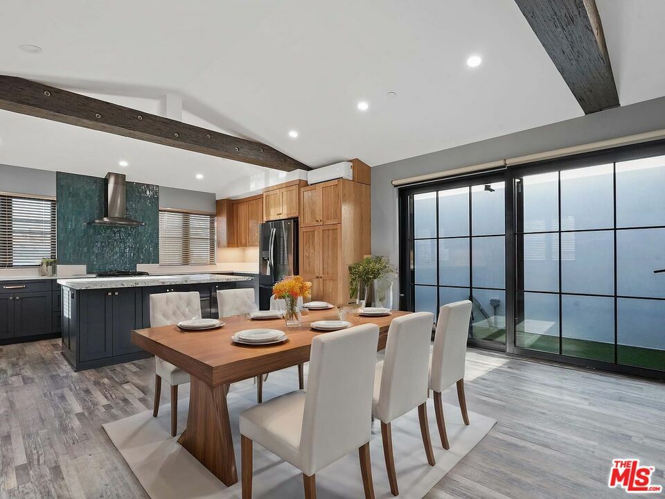 Property Photo: 2519 Curtis Ave CA 90278