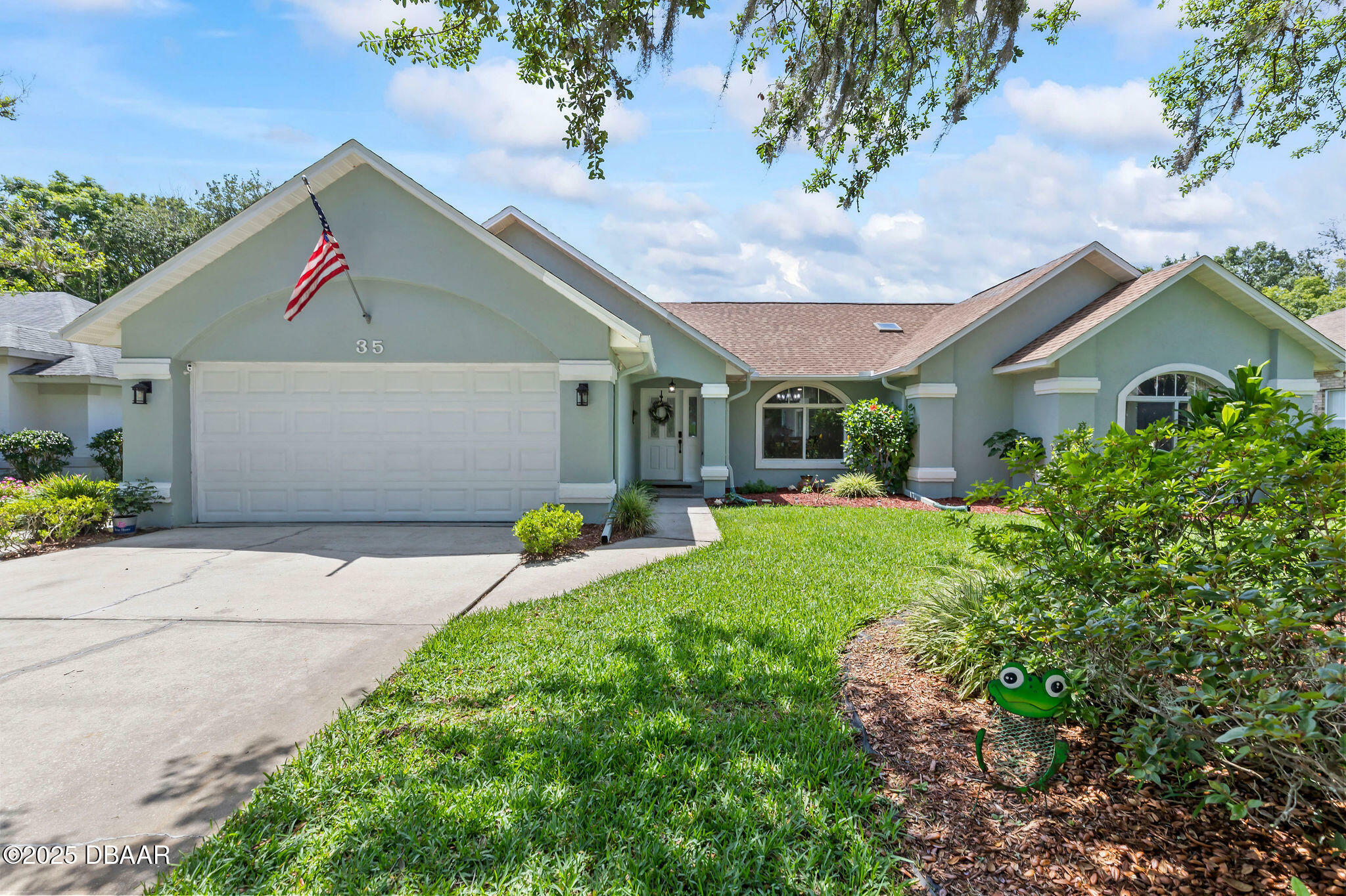 Property Photo: 35 China Moon Drive FL 32174