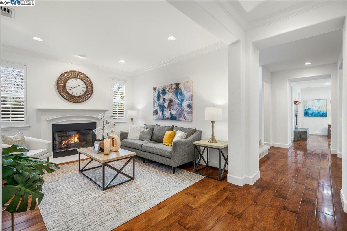 Property Photo: 2396 Keats Ln CA 94582