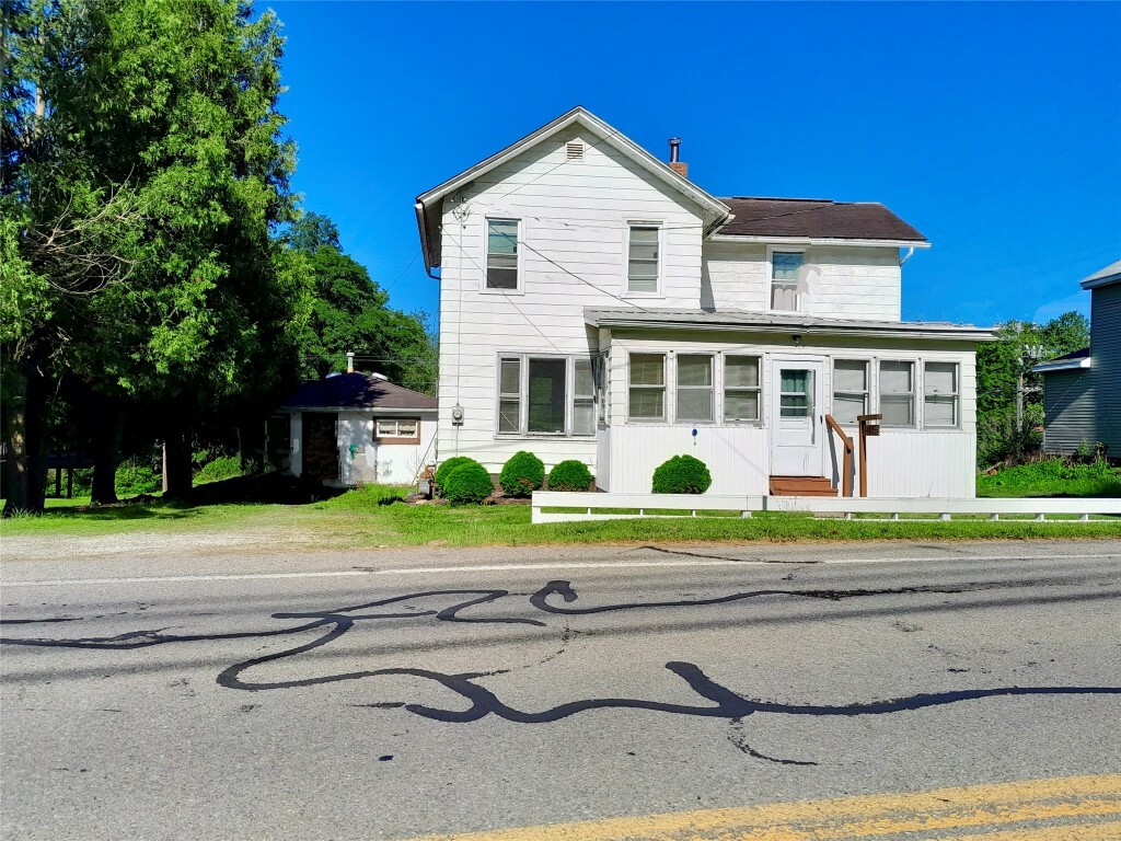 Property Photo: 14105 Lexington Avenue PA 16422