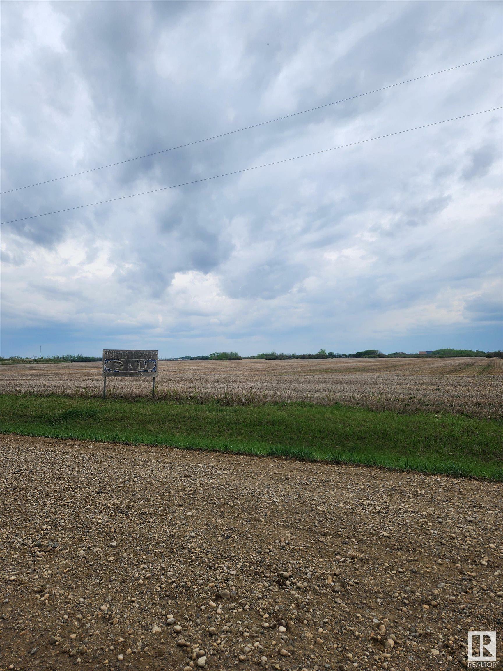 Property Photo:  54227 Rge Rd 225  AB T8T 0C9 