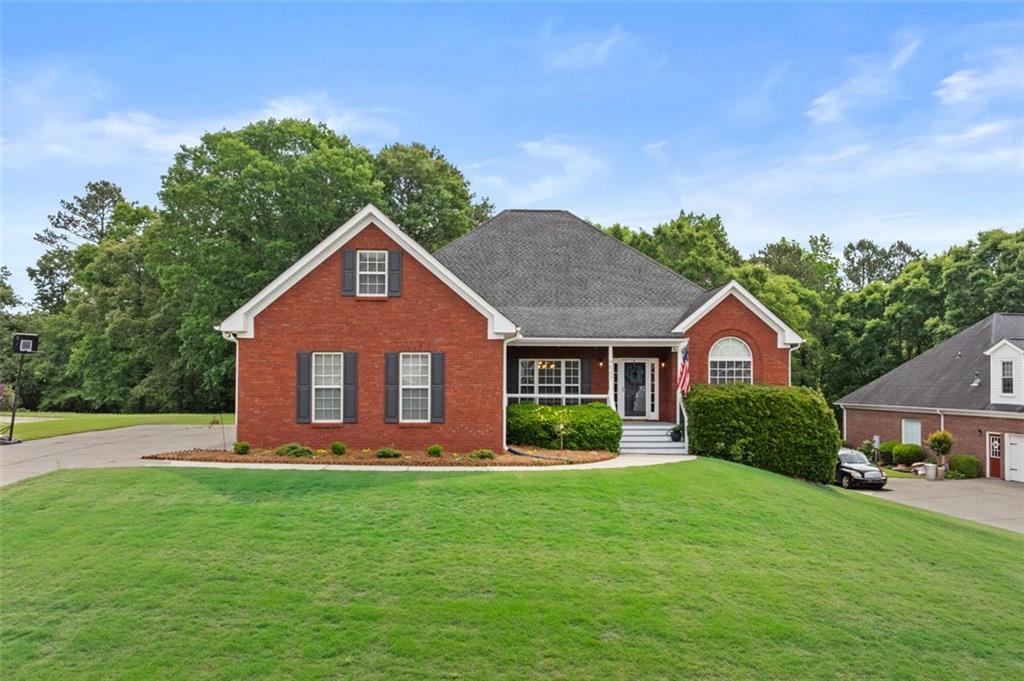 Property Photo: 9507 Greens Mill Court GA 30052