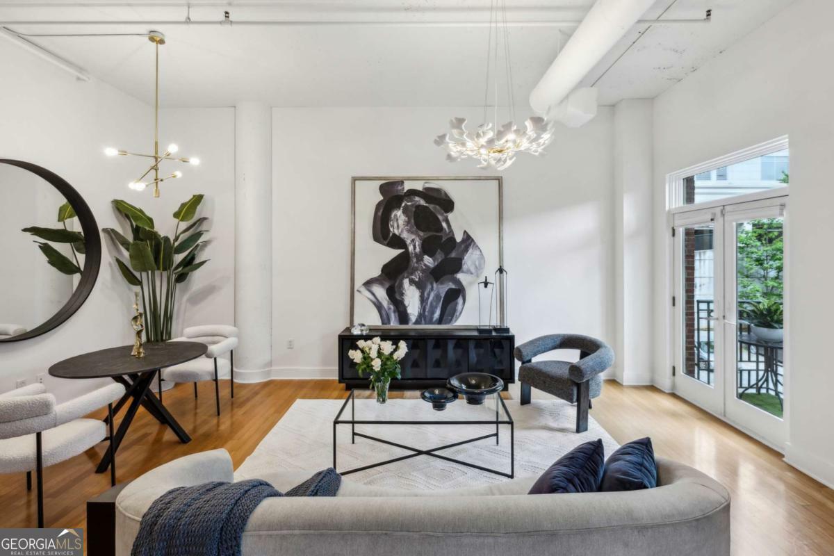 Property Photo: 1058 Piedmont Avenue 103 GA 30309