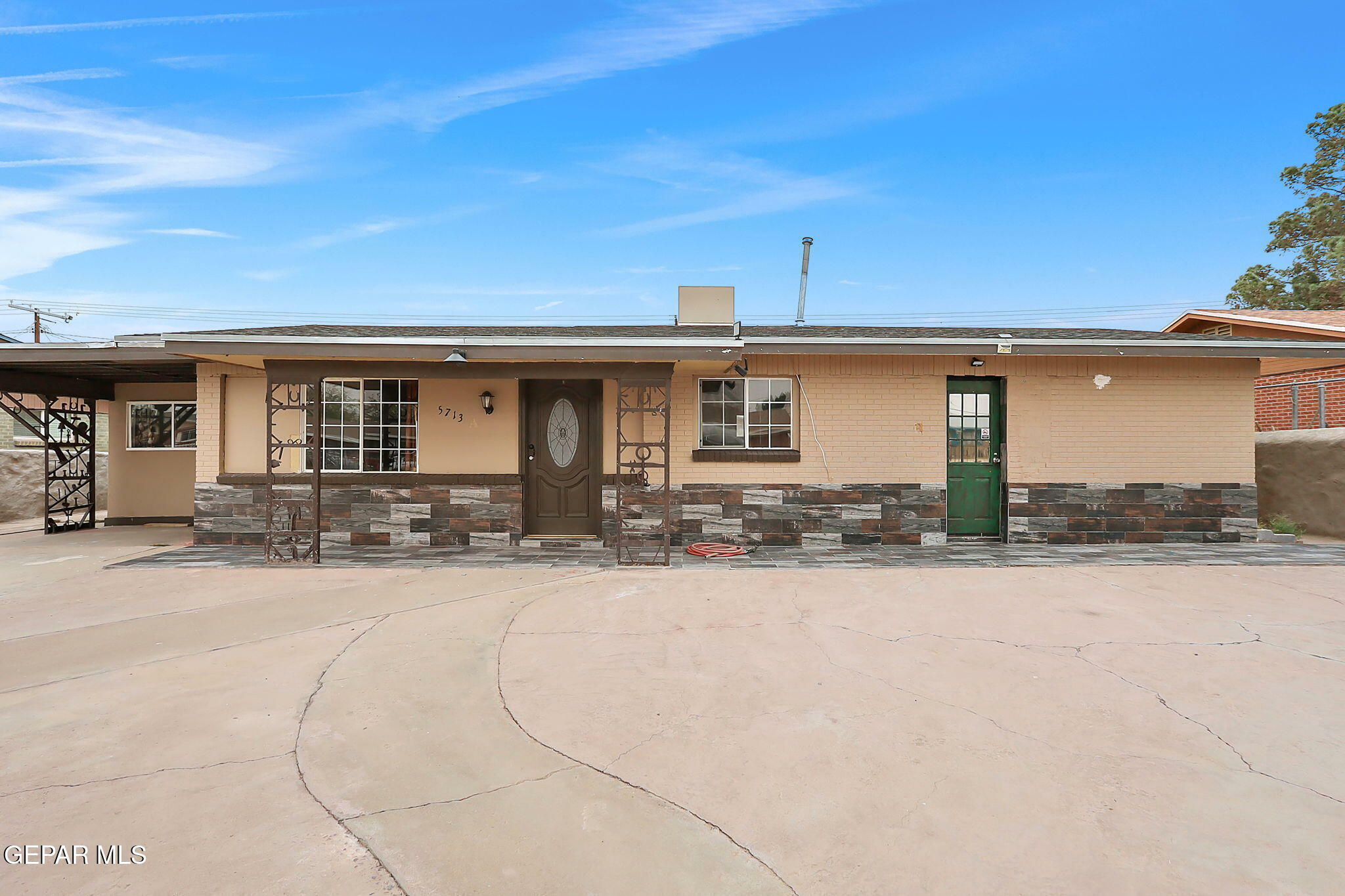 Property Photo: 5713 Sanders Avenue TX 79924