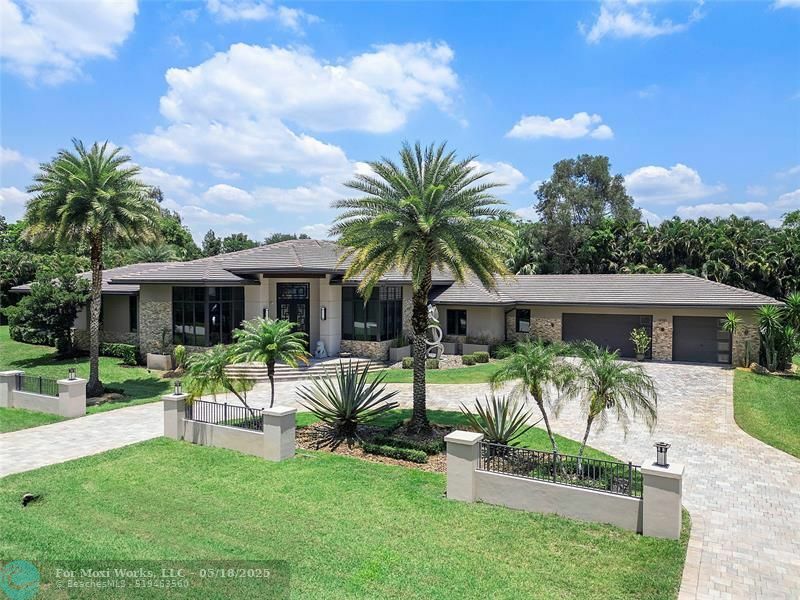 Property Photo: 12321 NW 2nd St FL 33325