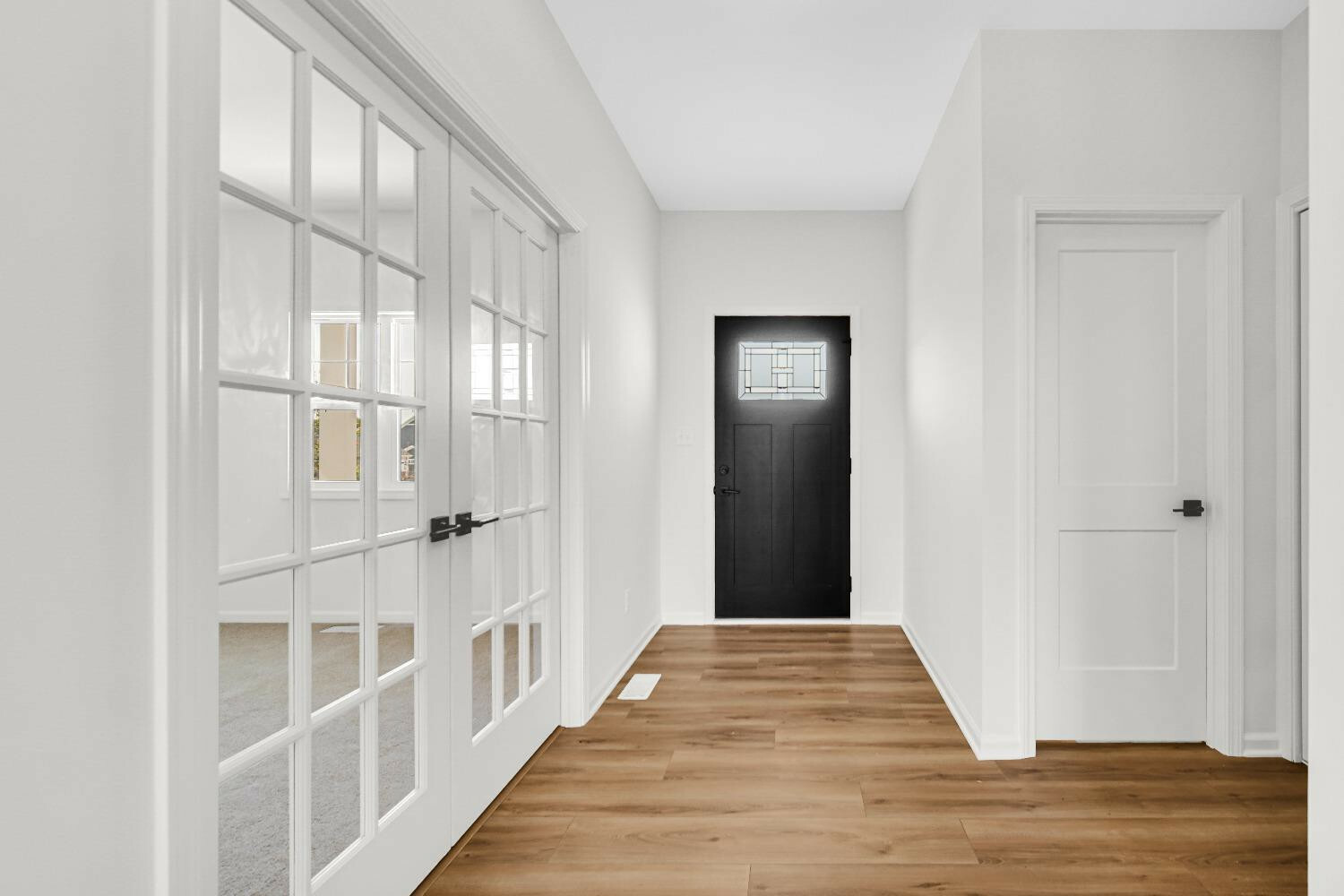 Property Photo: 611 Idlewild Lane IN 46304