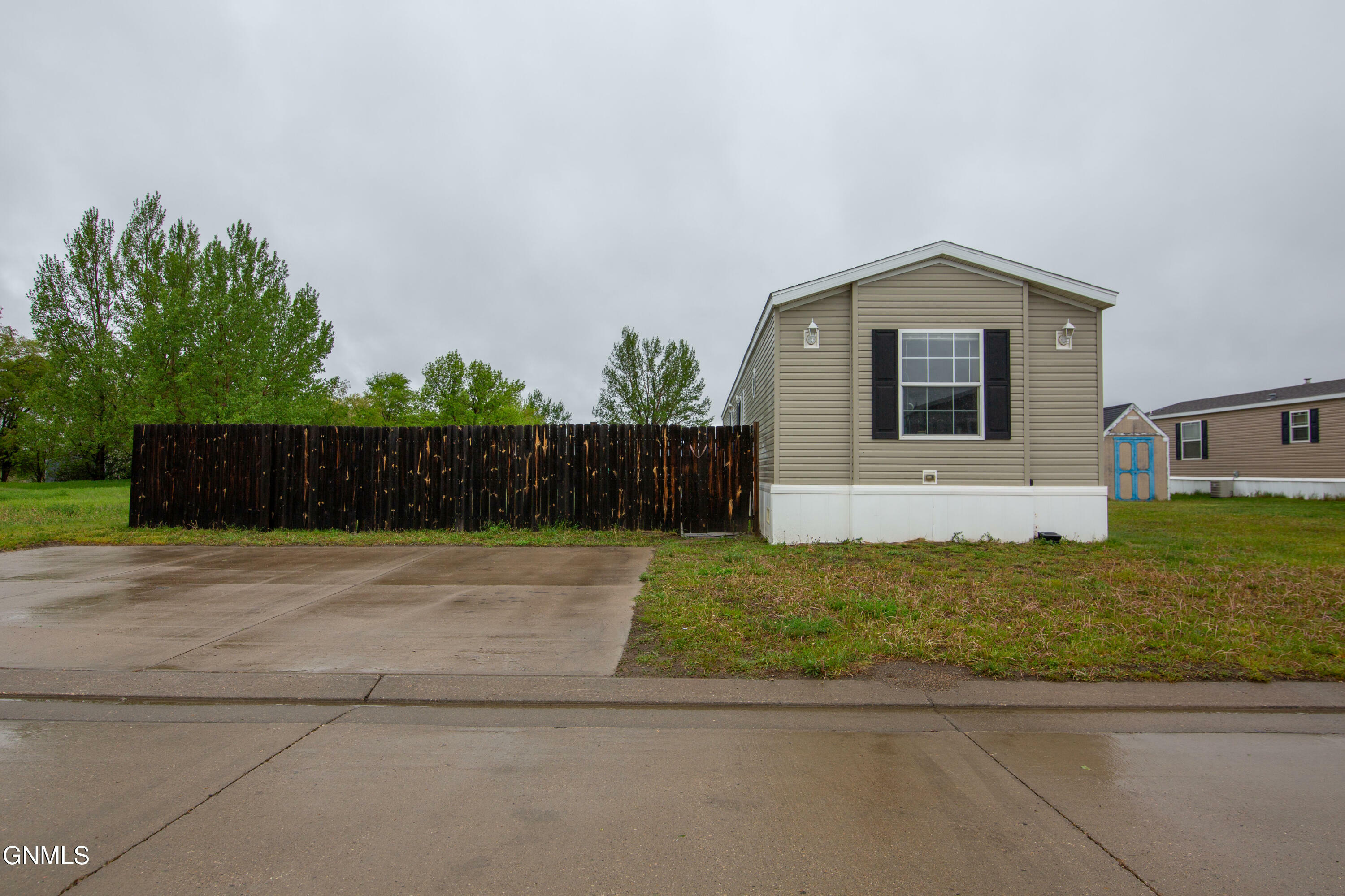 281 Partridge Lane  Lincoln ND 58504 photo