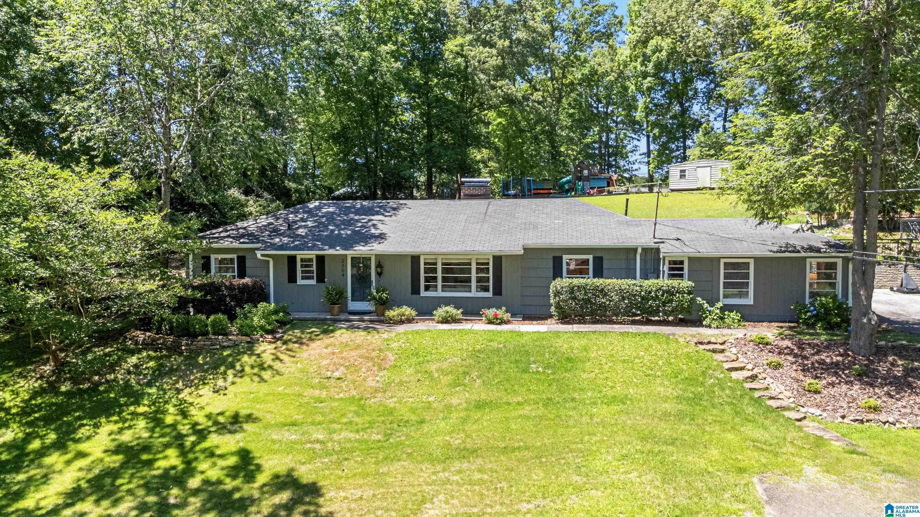 Property Photo: 2304 Teton Road AL 35216