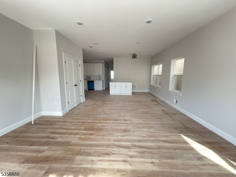 Property Photo: 484 S 19th St 1 NJ 07103