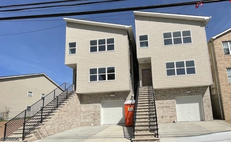 Property Photo: 486 S 19th St 2 NJ 07103