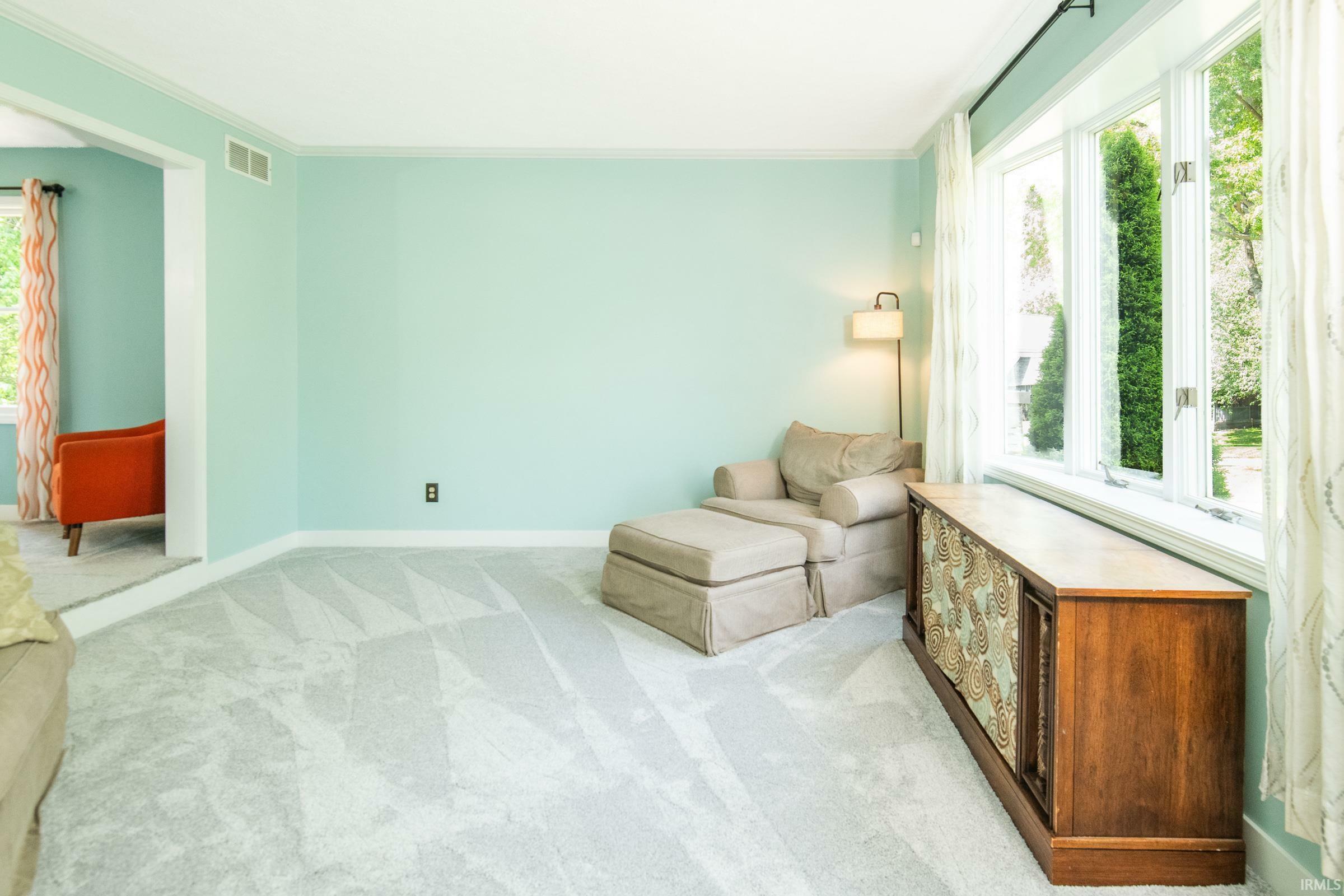 Property Photo: 3807 S Laura Way IN 47401