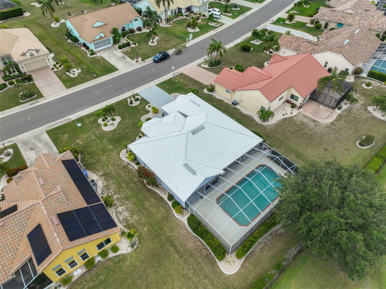 Property Photo: 2252 New Bedford Drive FL 33573