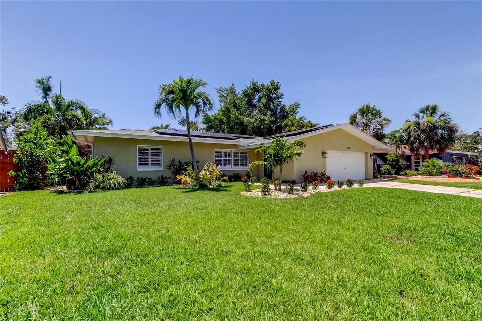 Property Photo: 4174 14th Lane NE FL 33703