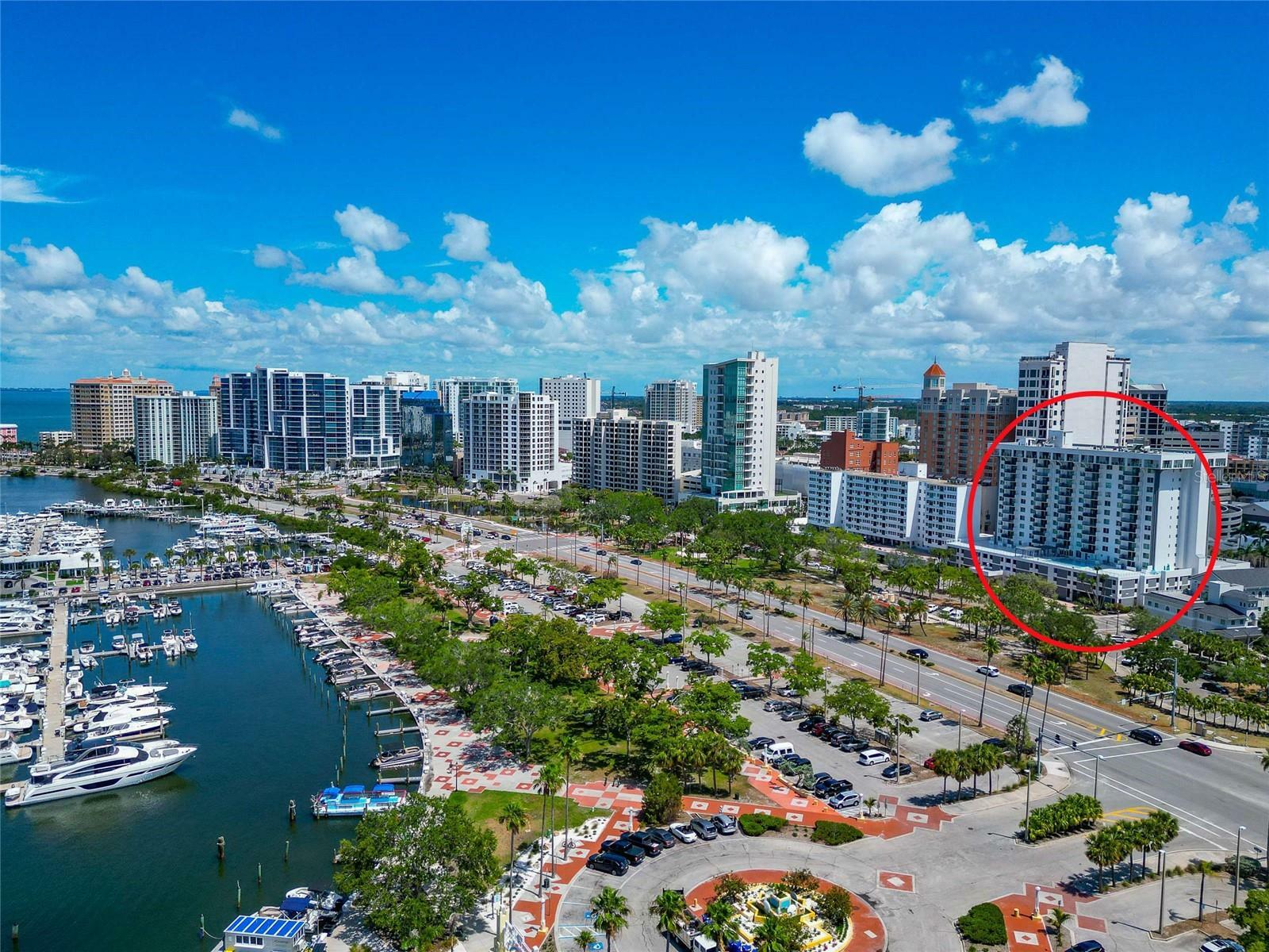 Property Photo: 101 S Gulfstream Avenue 16C FL 34236