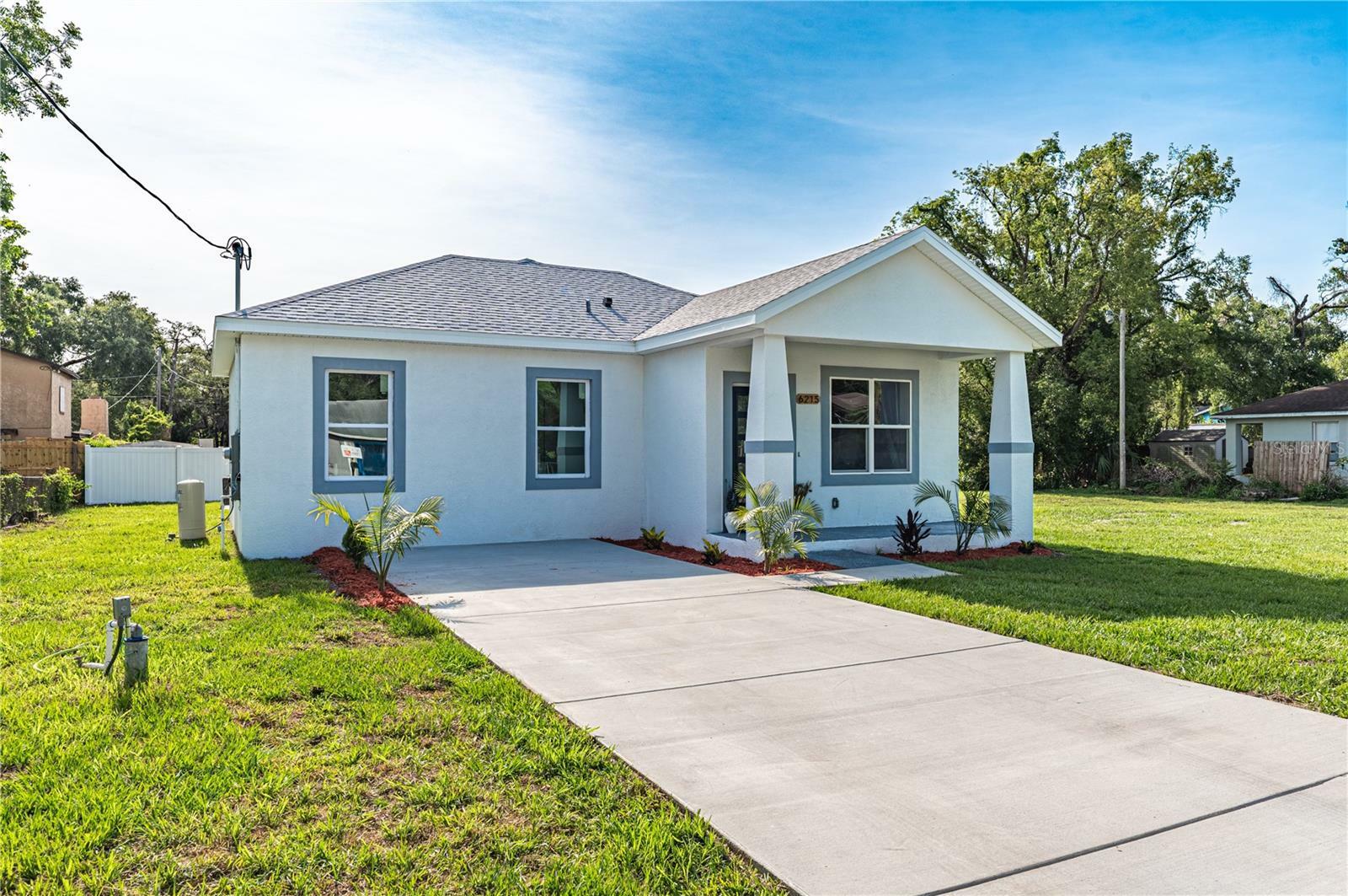 Property Photo: 6215 N 44th Street FL 33610