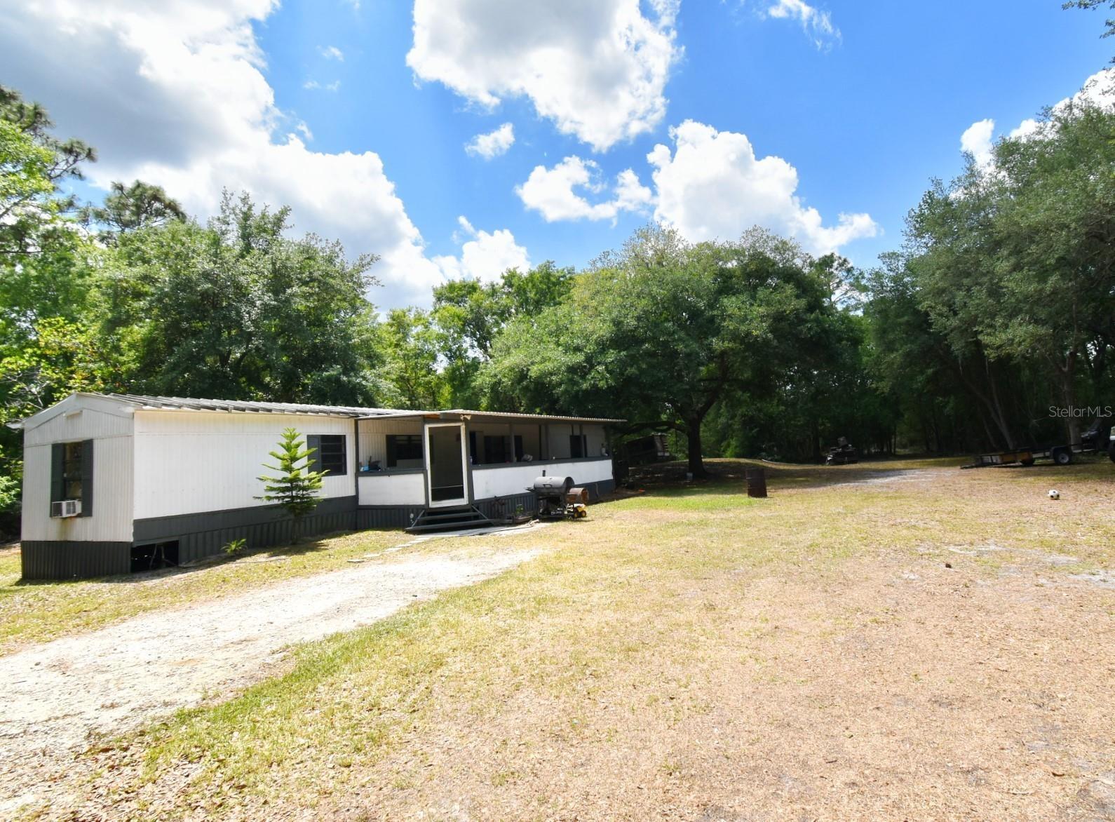 Property Photo:  736 Guy Road  FL 32828 