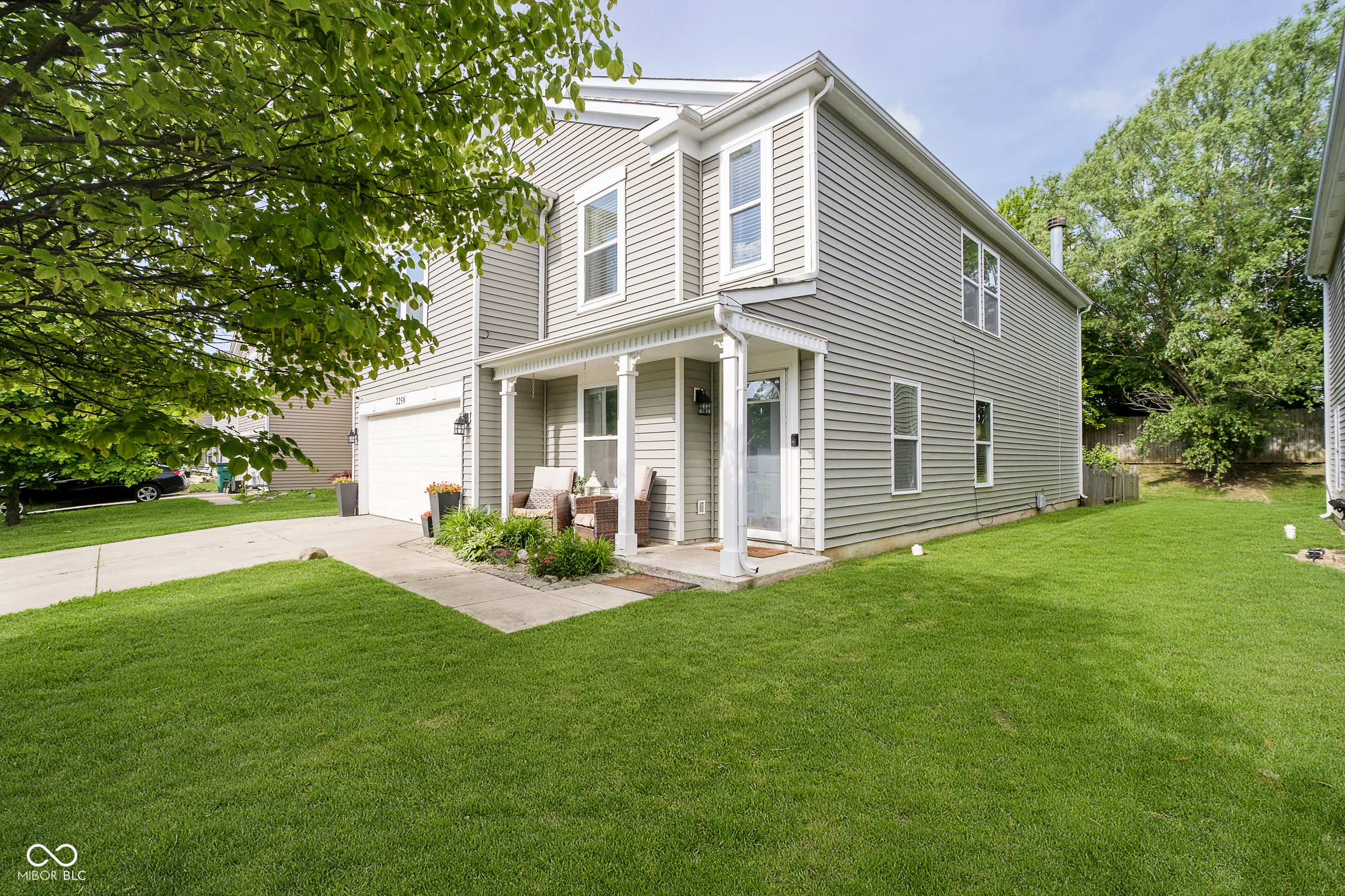 Property Photo: 2258 Bridlewood Drive IN 46131