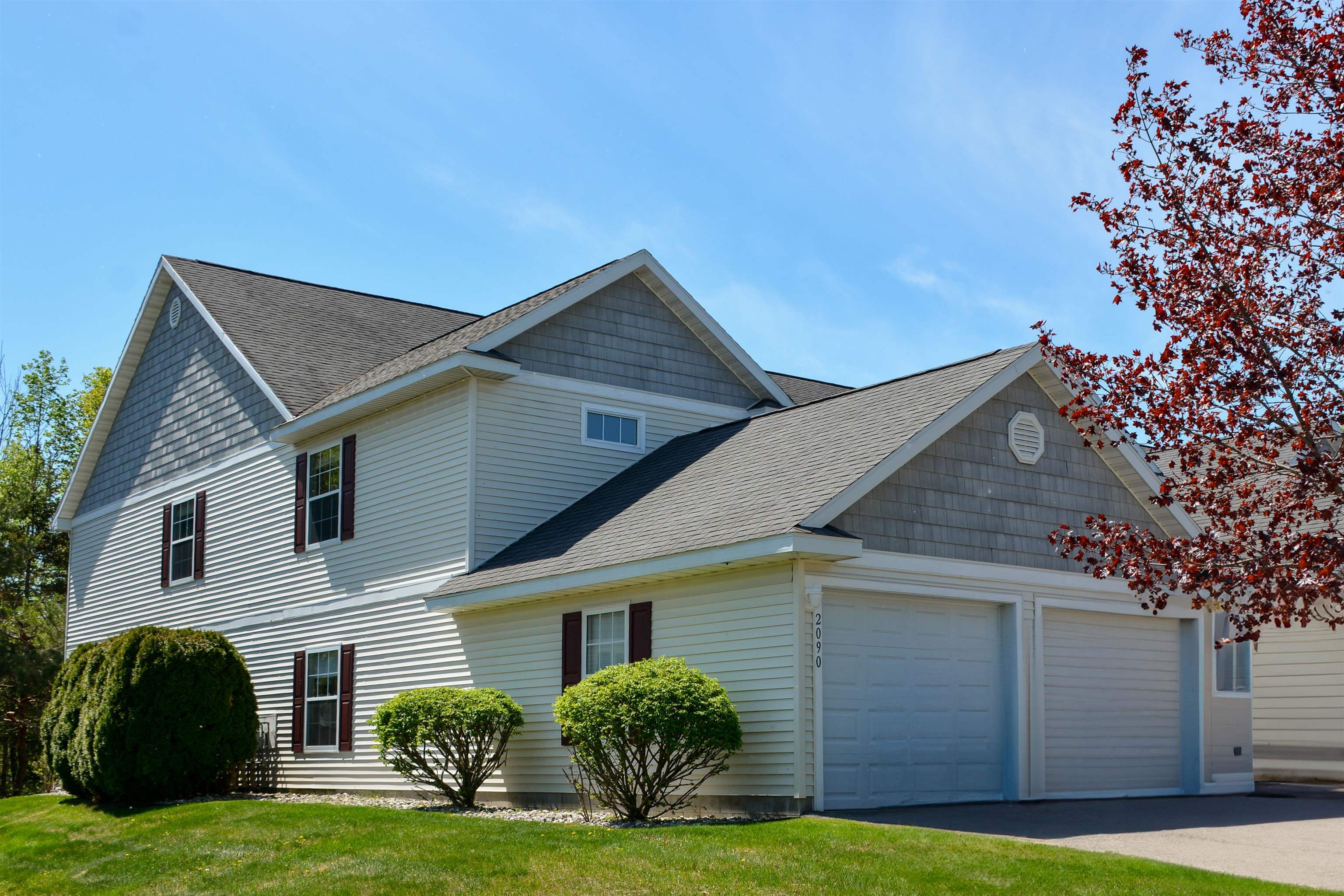 2088 Chelsea Lane 24  Traverse City MI 49685 photo