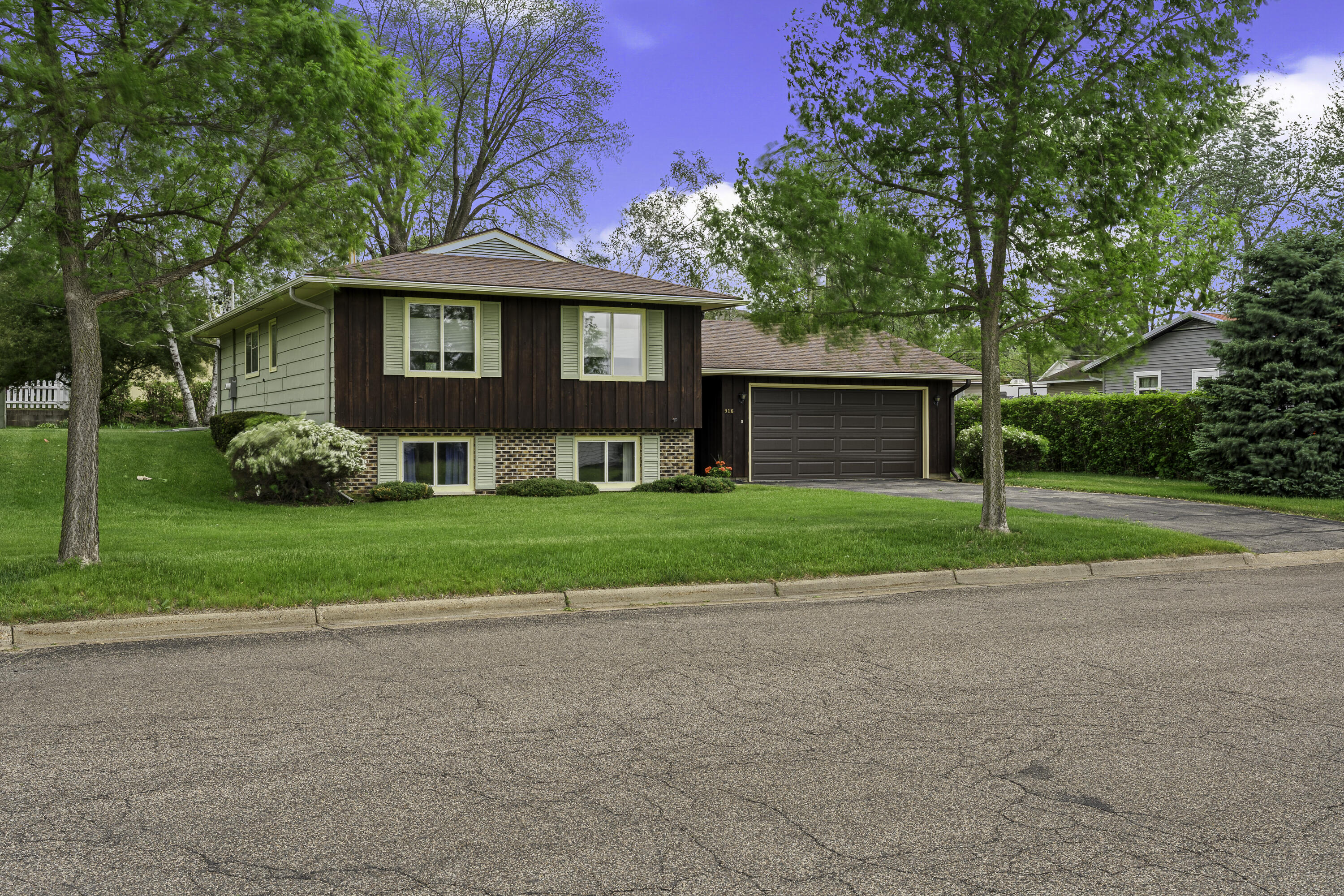 Property Photo: 916 St Anne St WI 54656