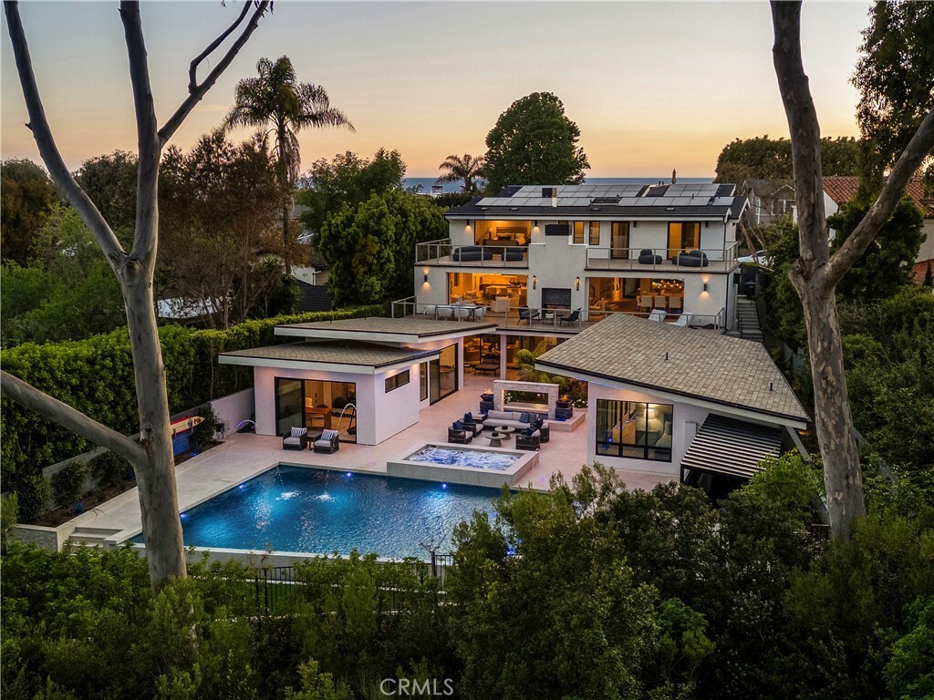 Property Photo: 552 Seaward Rd CA 92625