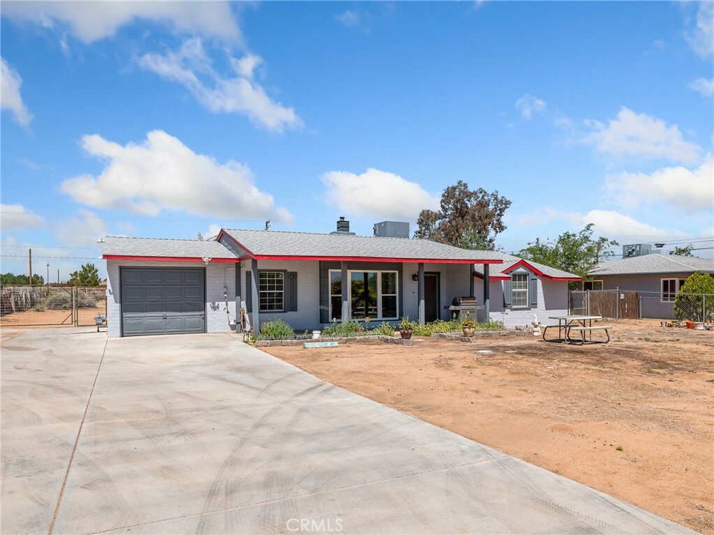 Property Photo: 14060 Osage Road CA 92307