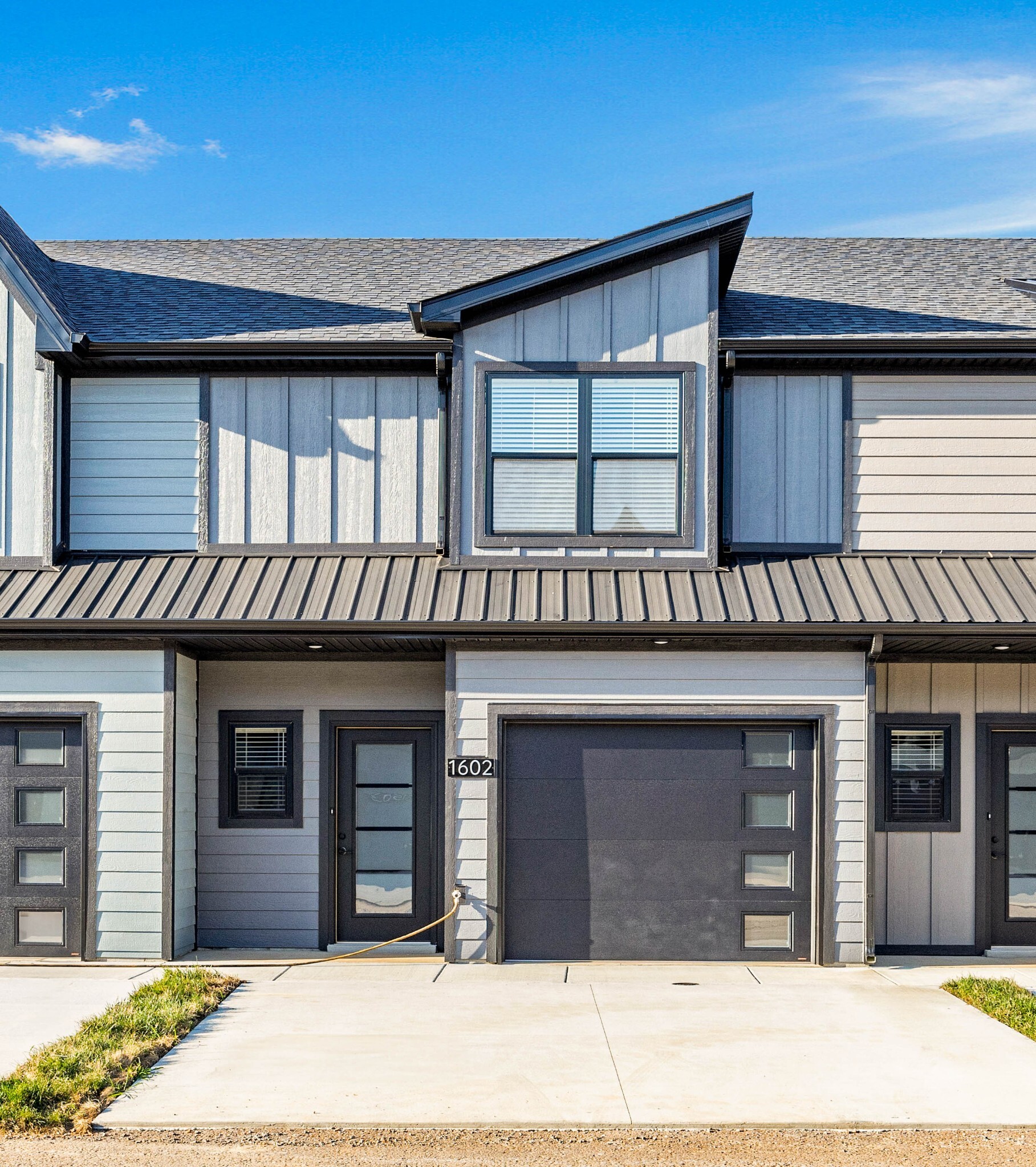 Property Photo:  1602 Jonathan Wade Circle  TN 37043 