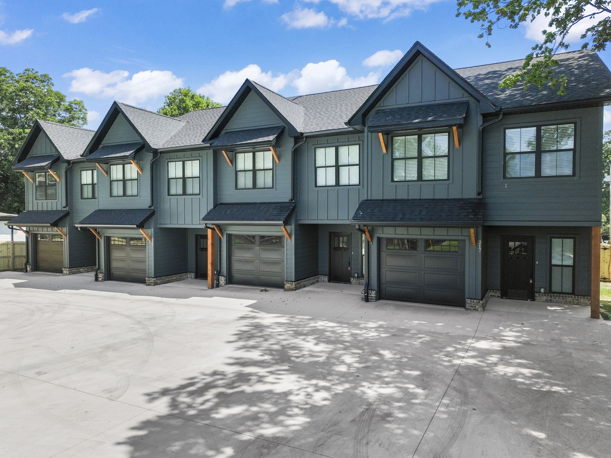 Property Photo: 217 S Porter St S 217 TN 37398