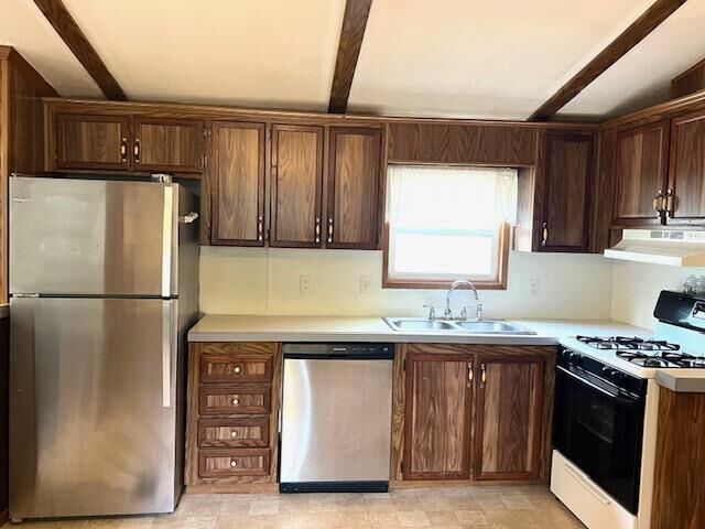 Property Photo: 41 Castle Drive NH 03818