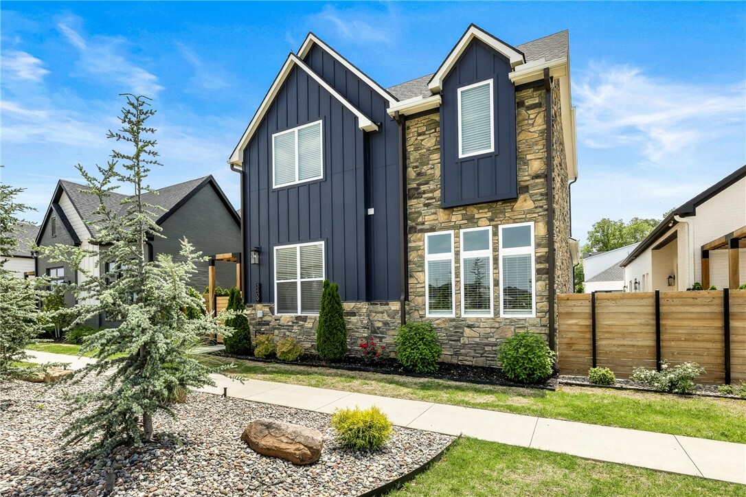 Property Photo: 3409 SW Awakening Avenue AR 72713