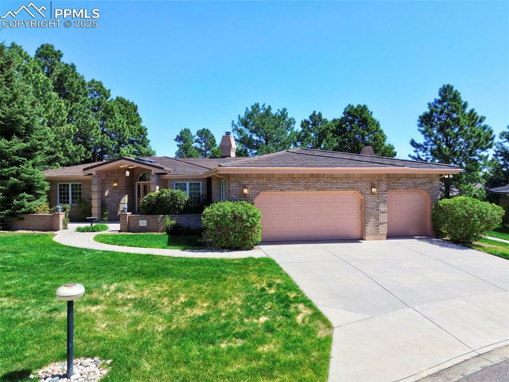 Property Photo: 2763 Fawn Grove Court CO 80906