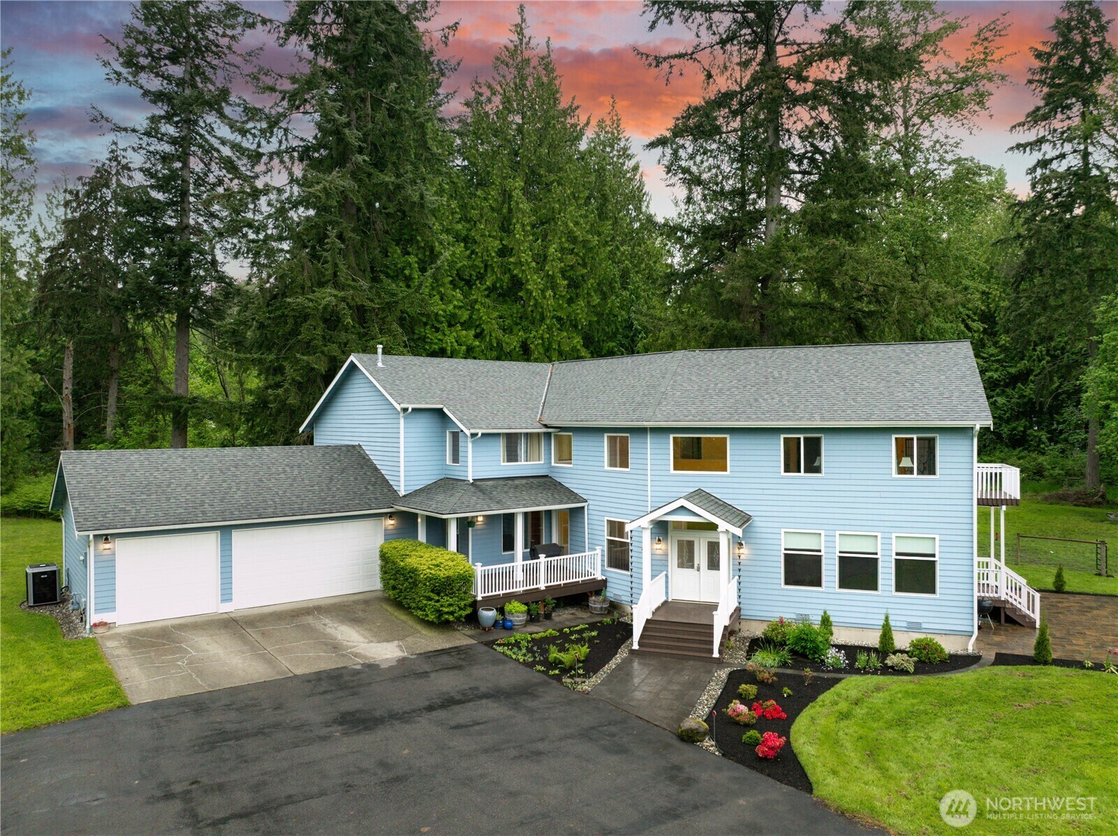 Property Photo: 17720 87th Avenue SE WA 98296
