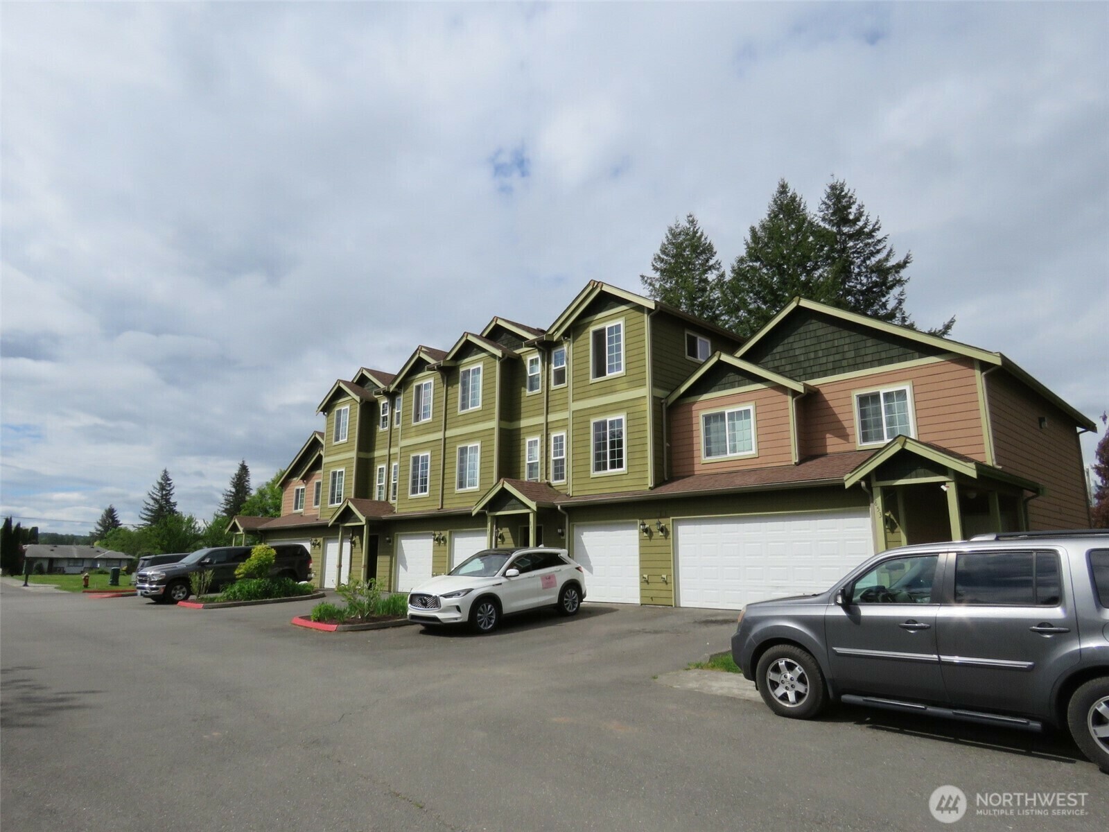 Property Photo: 849 Garden Green Place 849 WA 98294