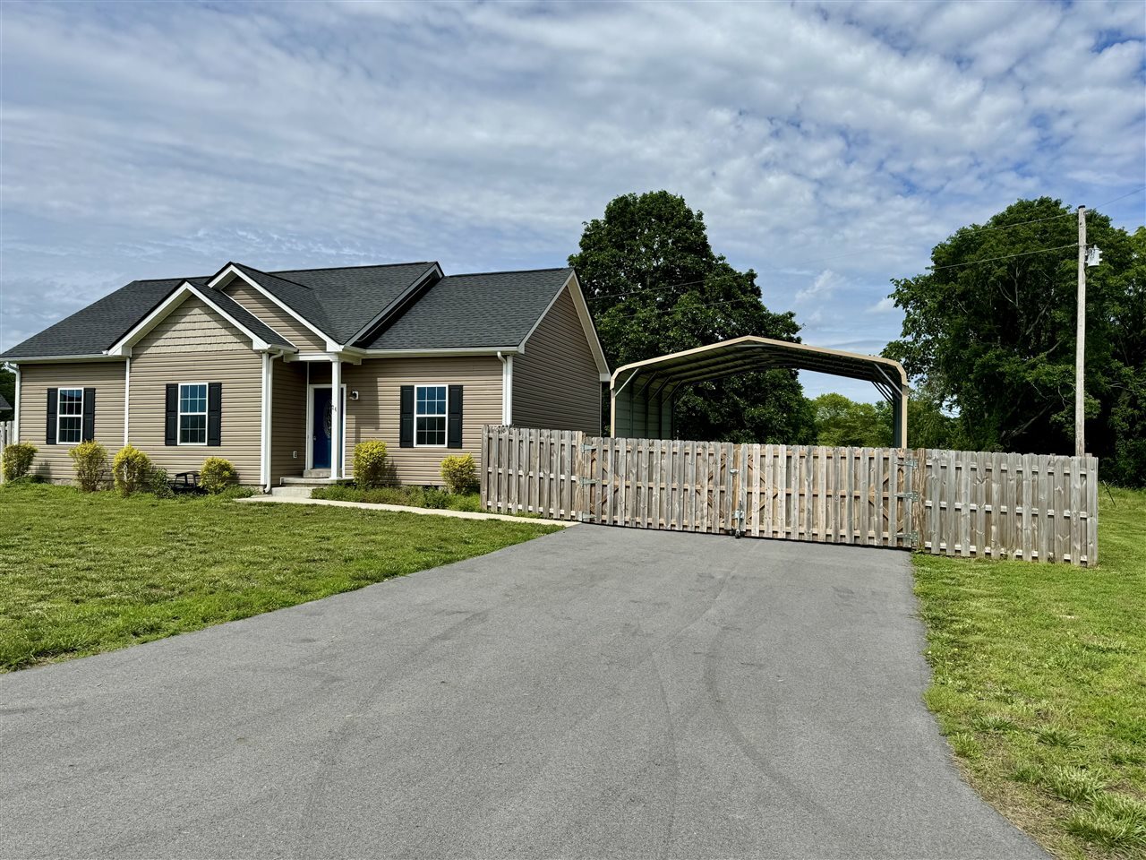 Property Photo: 24 Jones Court KY 42164