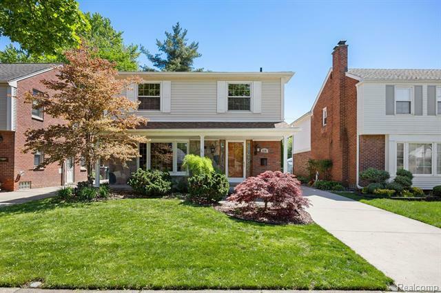 210 Robindale Avenue  Dearborn MI 48128 photo