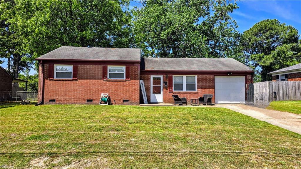 Property Photo: 19 Plantation Dr VA 23669