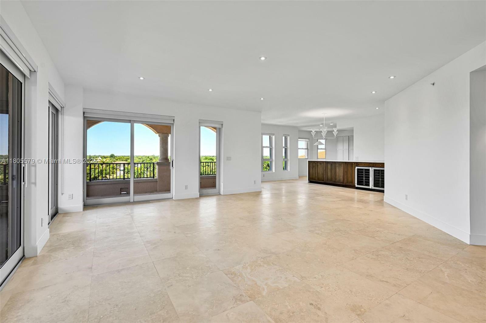Property Photo: 13637 Deering Bay Dr 261 FL 33158